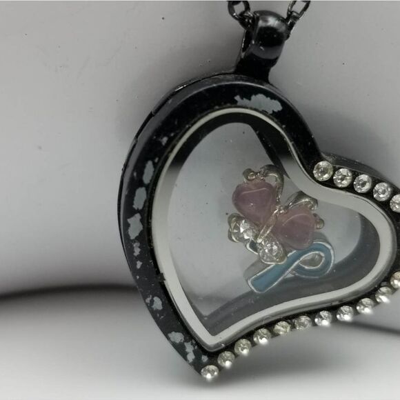 Floating heart crystal necklace‎ - Picture 2 of 2